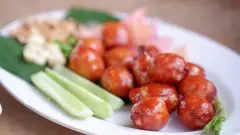 Sai Krok Isan (Sour Isan Sausage)