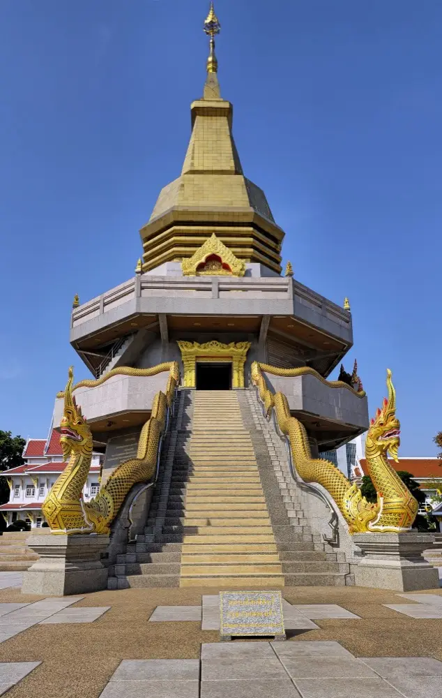 ວັດໂພທິສົມພອນ